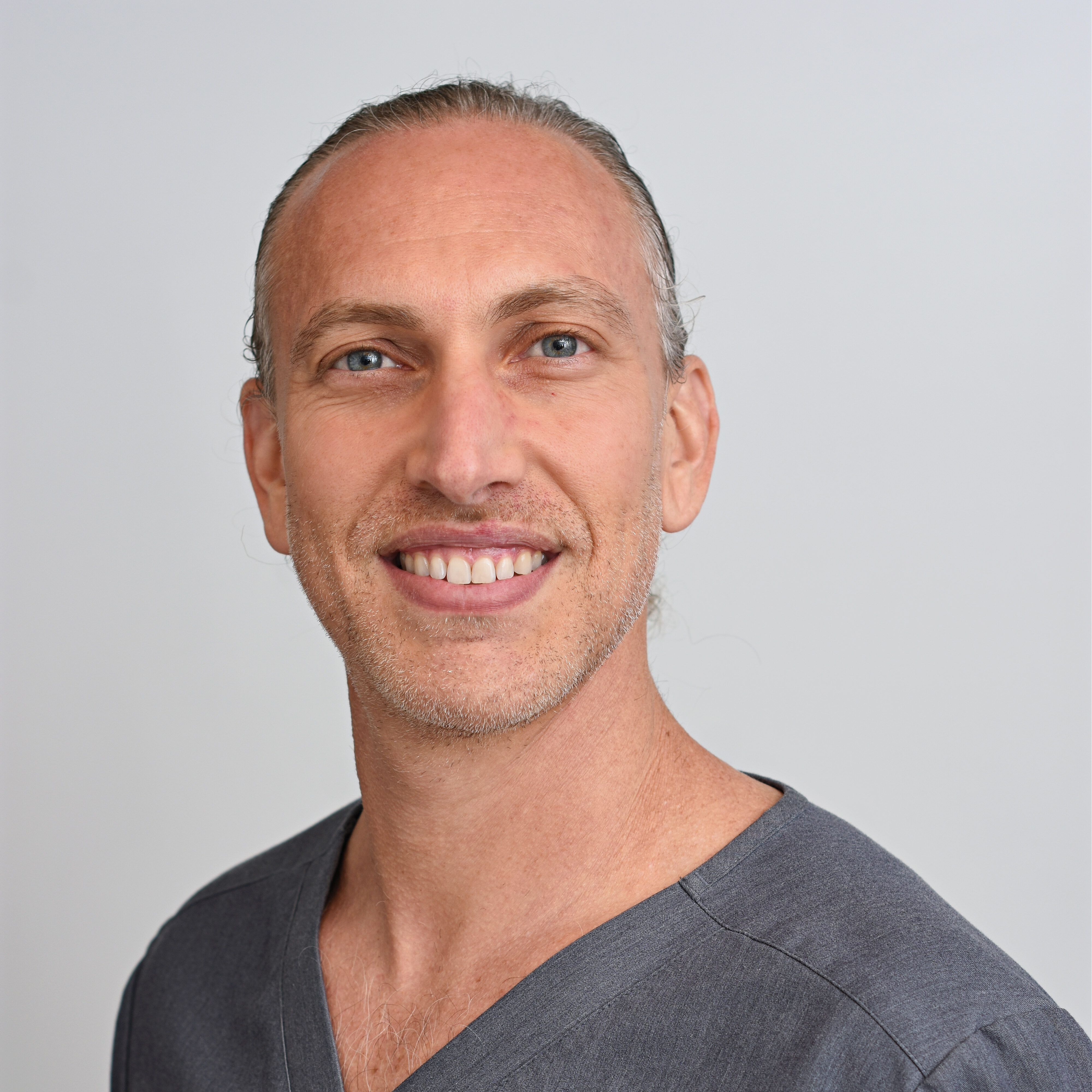 Portrait of Dr. Seth Gilson of Our Holistic Dentistry in Aventura, Florida